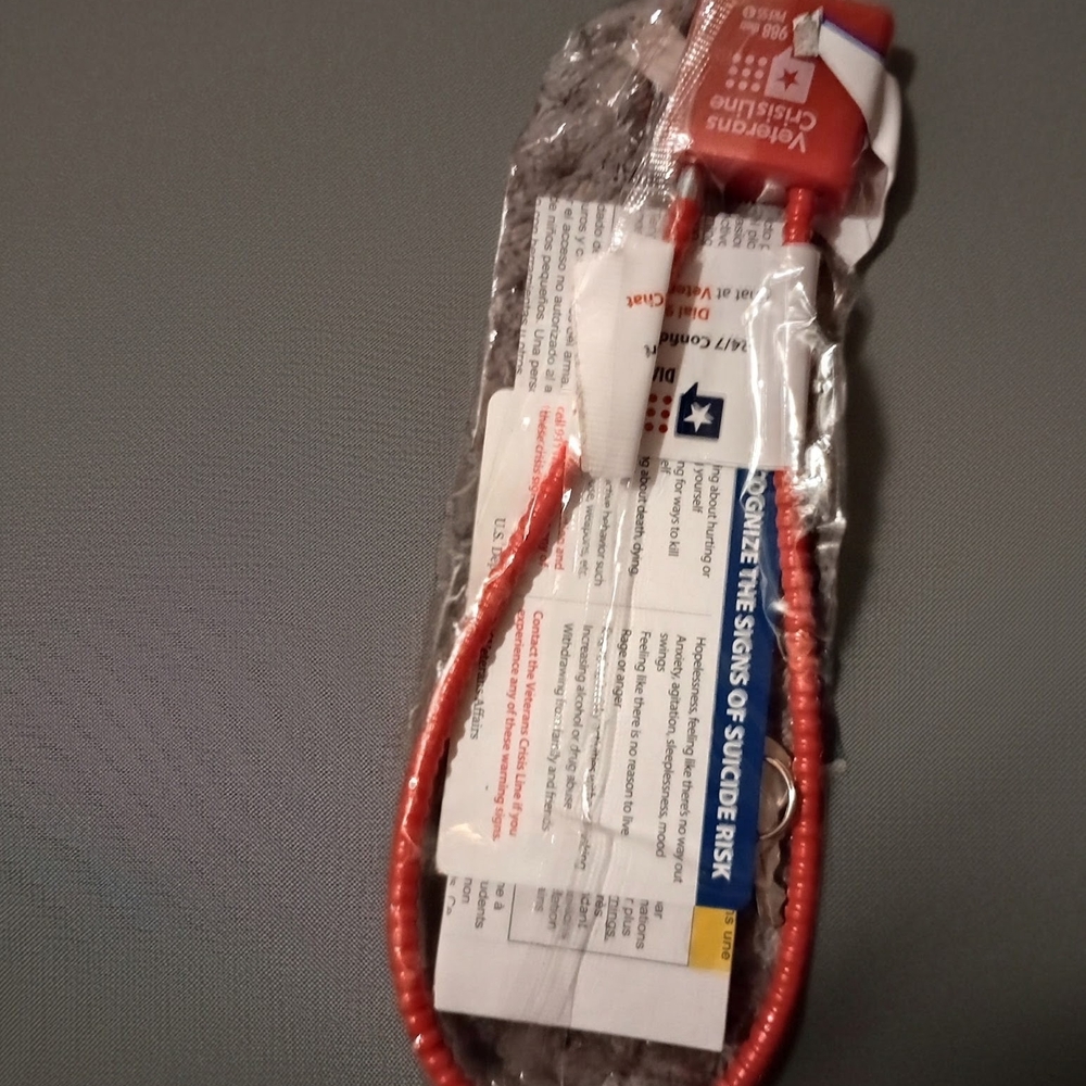 Flask, Uber Sign (New), Gun Case And Lock, Miller Ornament - Picture 7 of 7